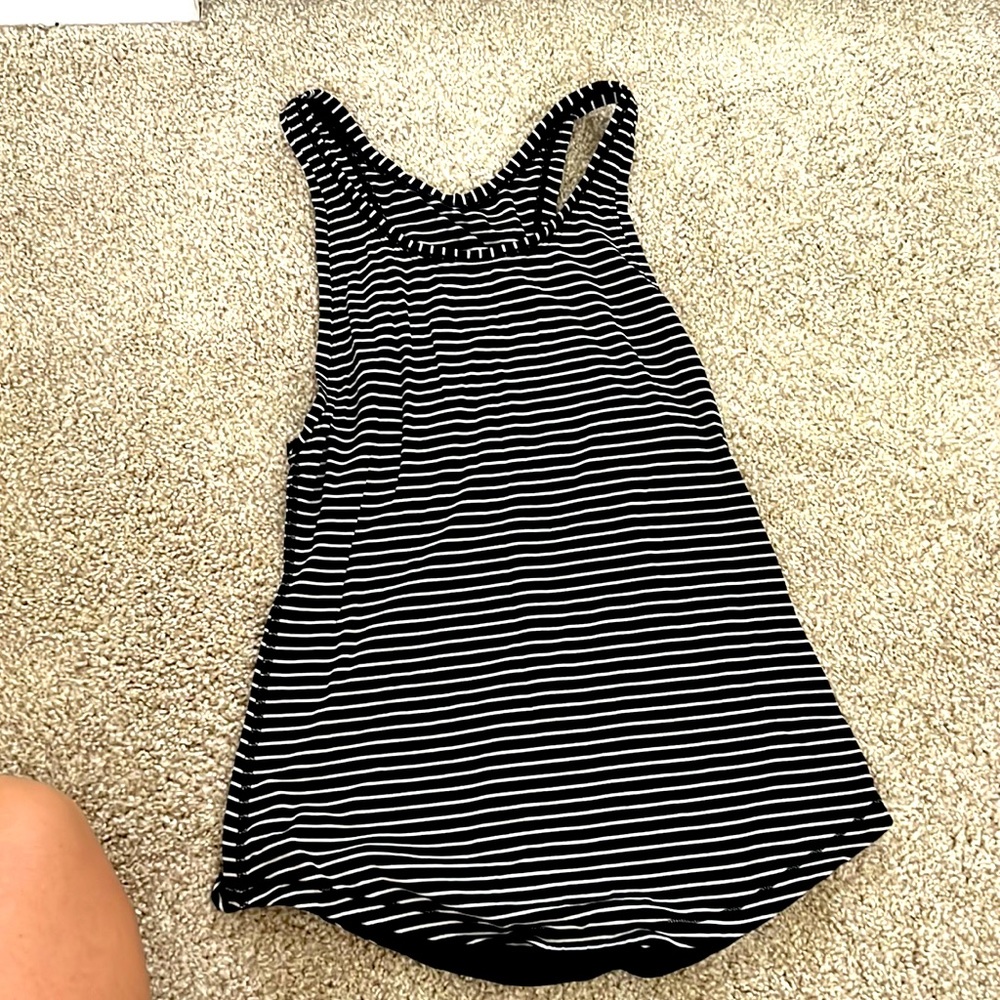 LULULEMON - Yoga tank top